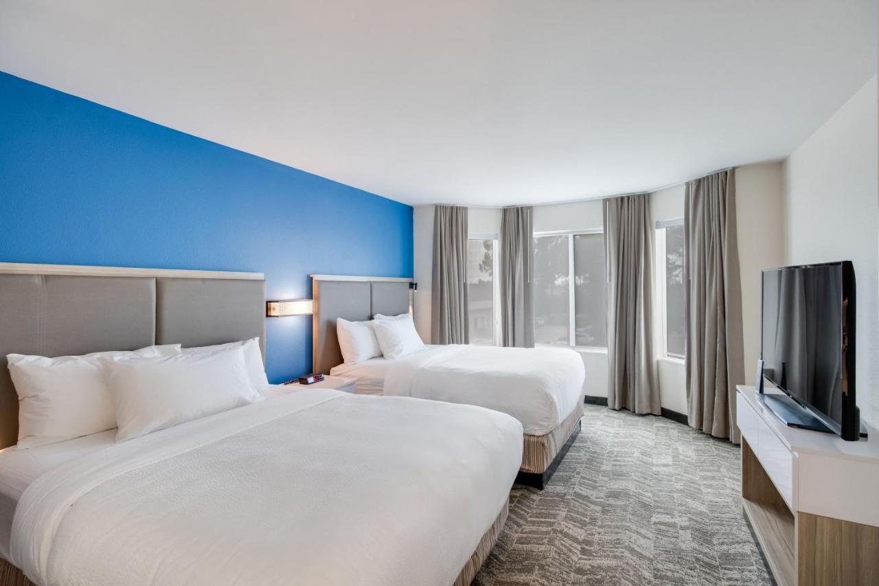 Springhill Suites By Marriott Dallas Nw Highway At Stemmons / I-35East Exteriör bild