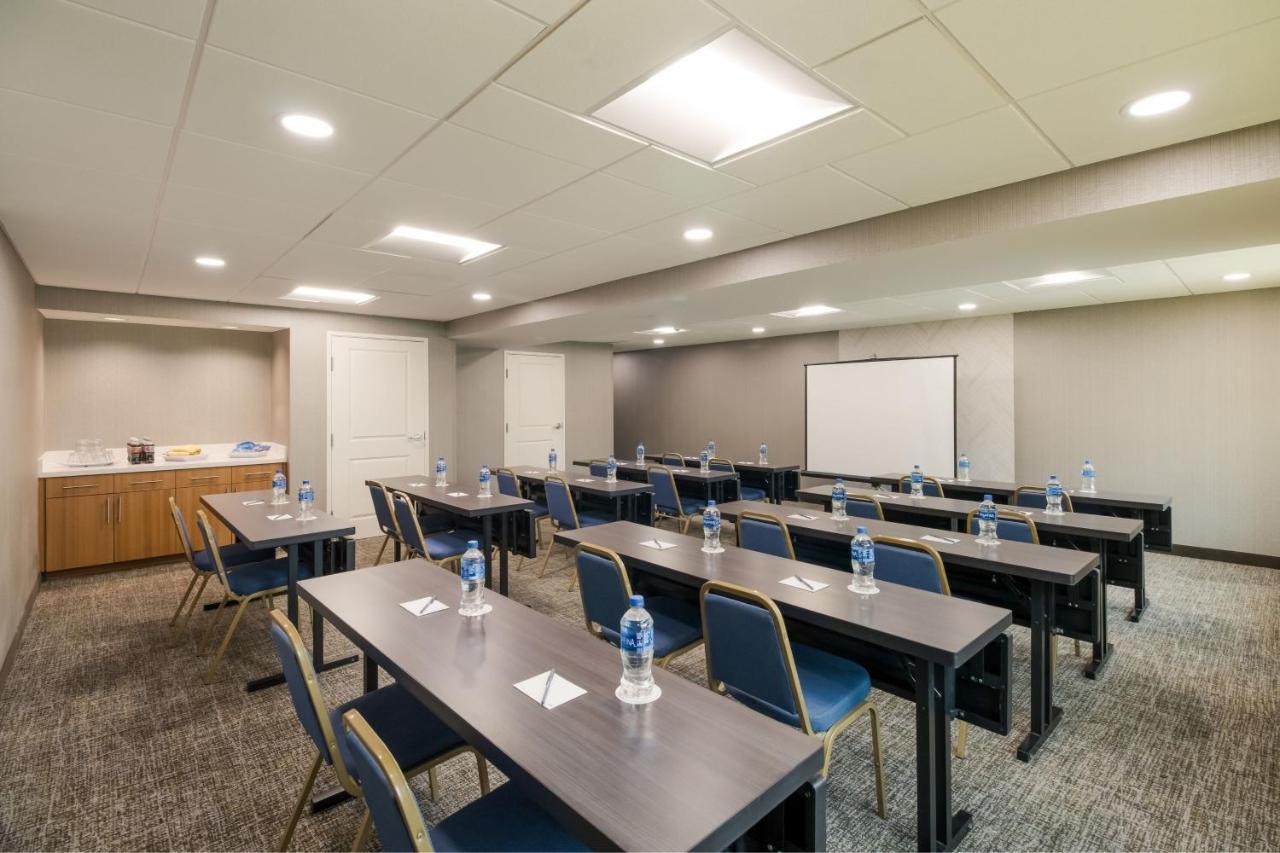 Springhill Suites By Marriott Dallas Nw Highway At Stemmons / I-35East Exteriör bild