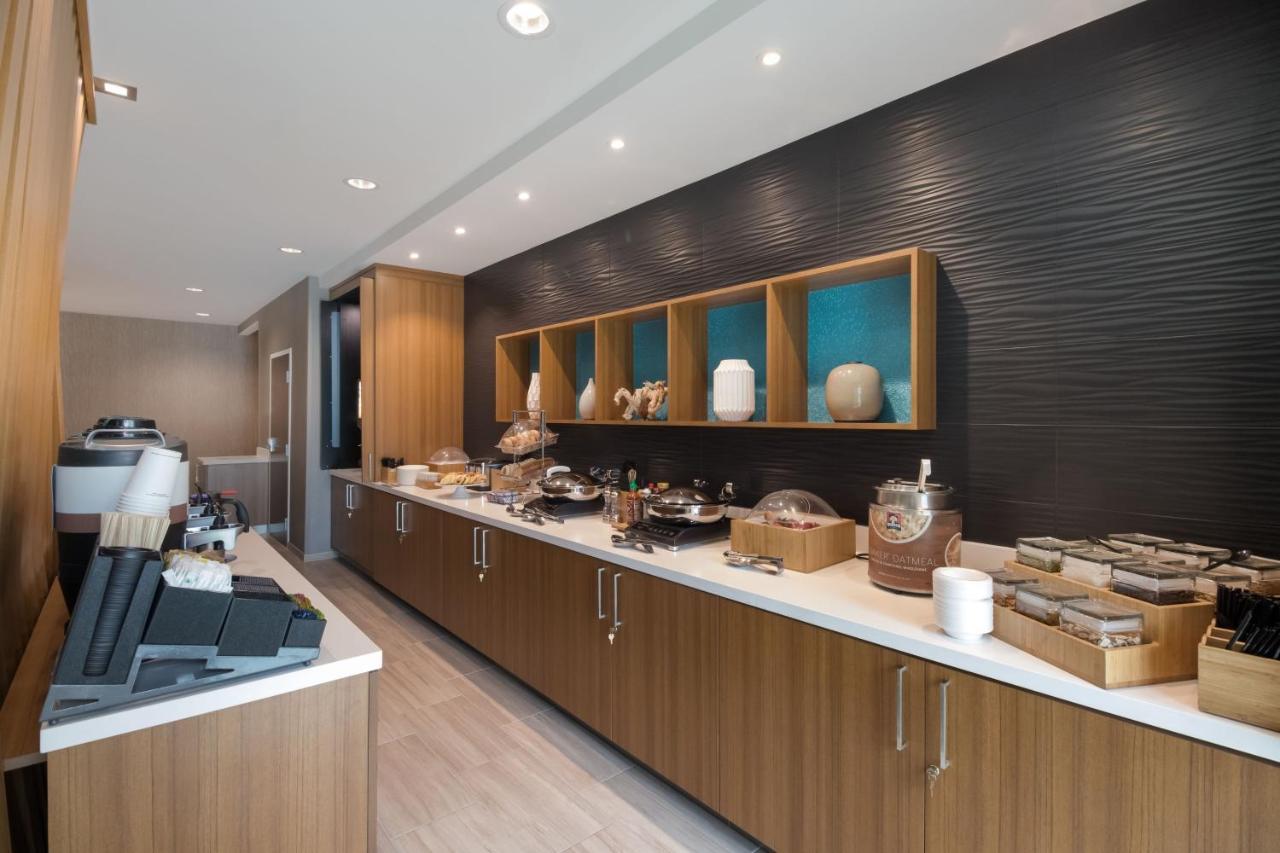 Springhill Suites By Marriott Dallas Nw Highway At Stemmons / I-35East Exteriör bild